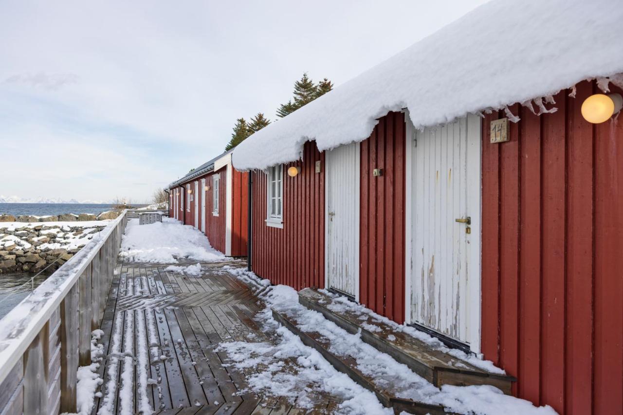 The Tide - Rorbuer Hotel Sørvågen Exterior foto